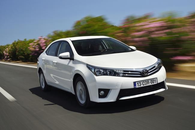 YEN TOYOTA COROLLA AYRINTILI RESM GALERS