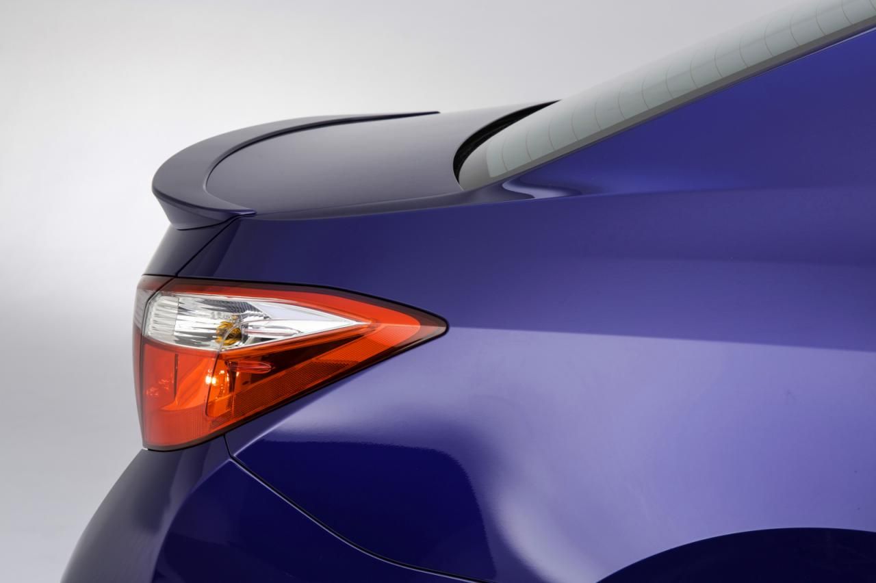 YEN TOYOTA COROLLA LANSMAN RESM GALER