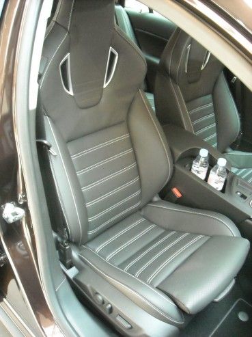 YEN MAKYAJLI OPEL NSGNA  MEKAN RESMLER