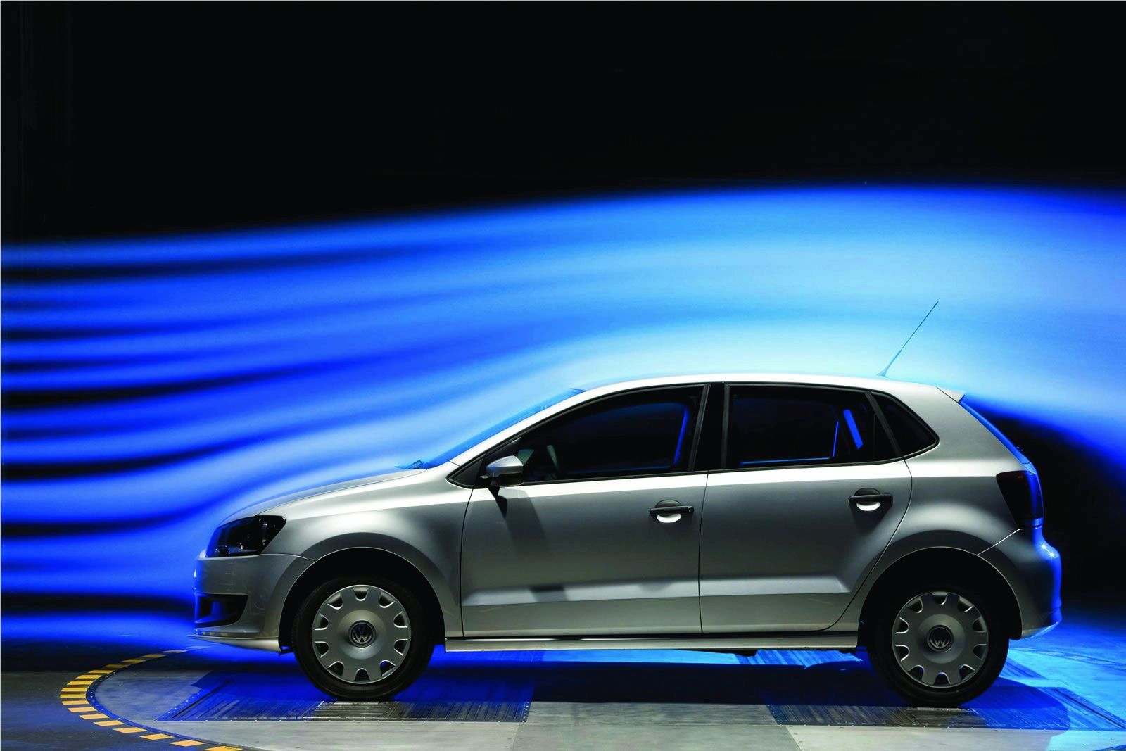 VOLKSWAGEN POLO GALER