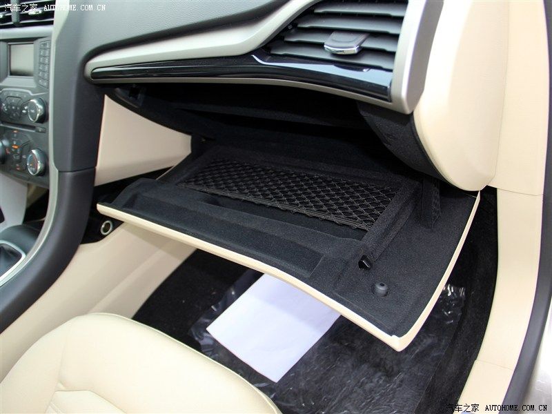 YEN (2014) FORD MONDEO N'DE SATITA RESM GALERS