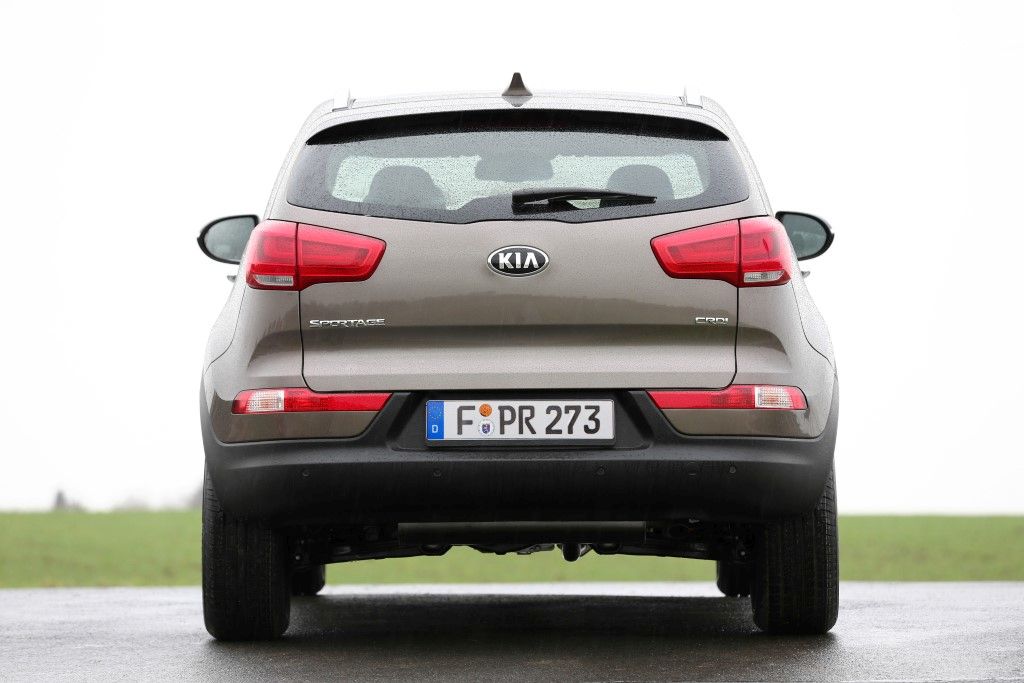 YEN MAKYAJLI 2014 KA SPORTAGE DETAYLI RESM GALERS