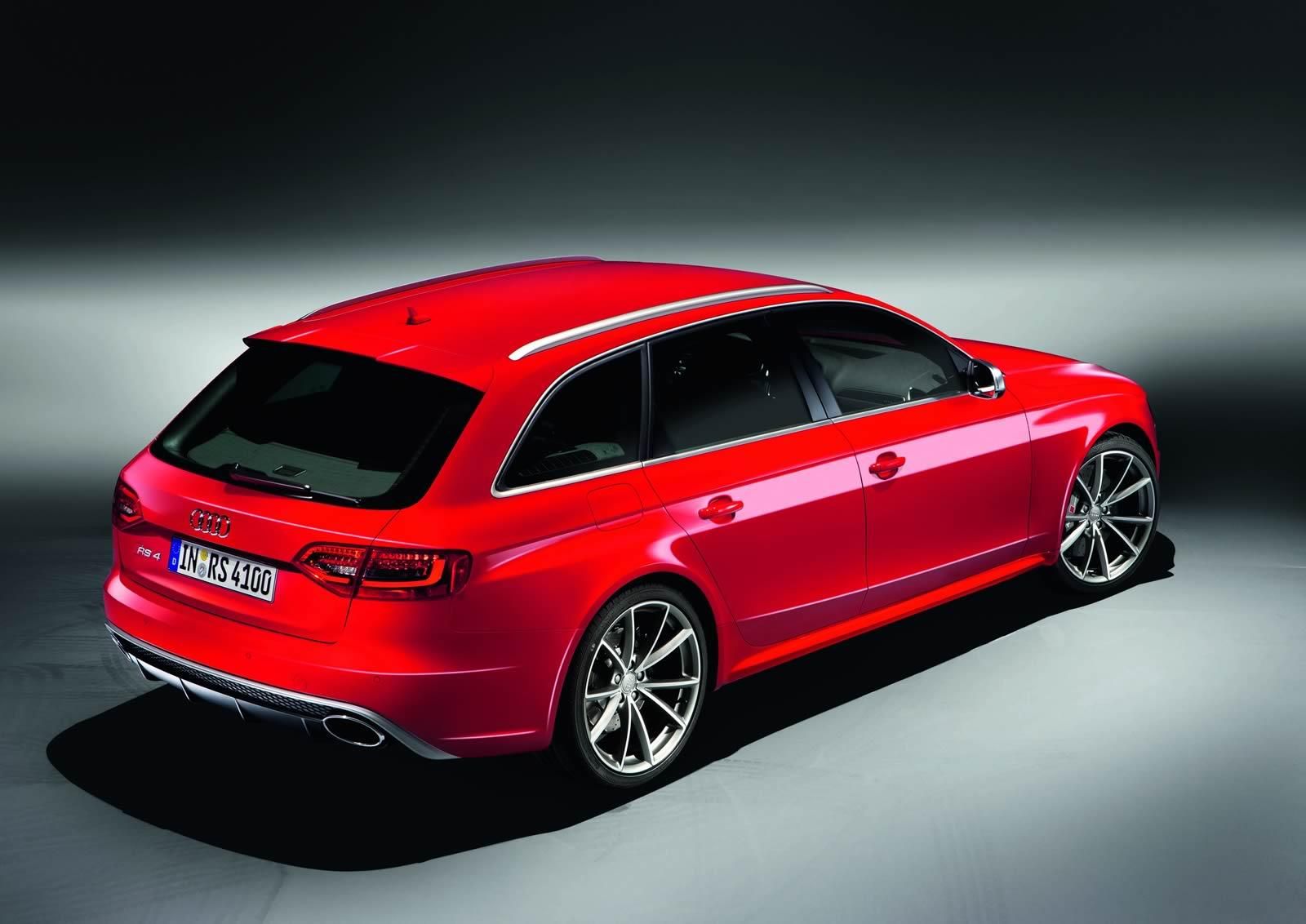 AUD RS4 AVANT GALER