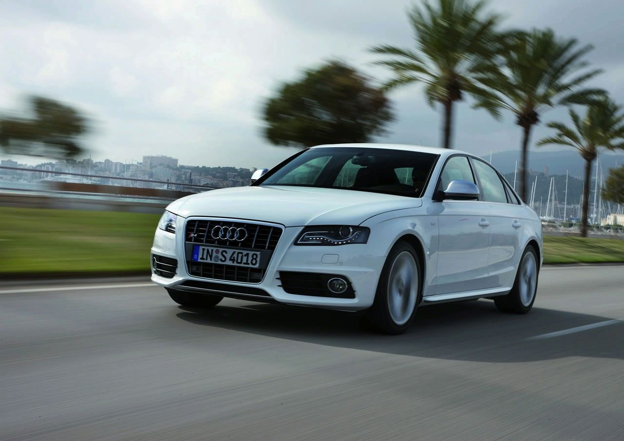 AUD S4 (2009) GALER