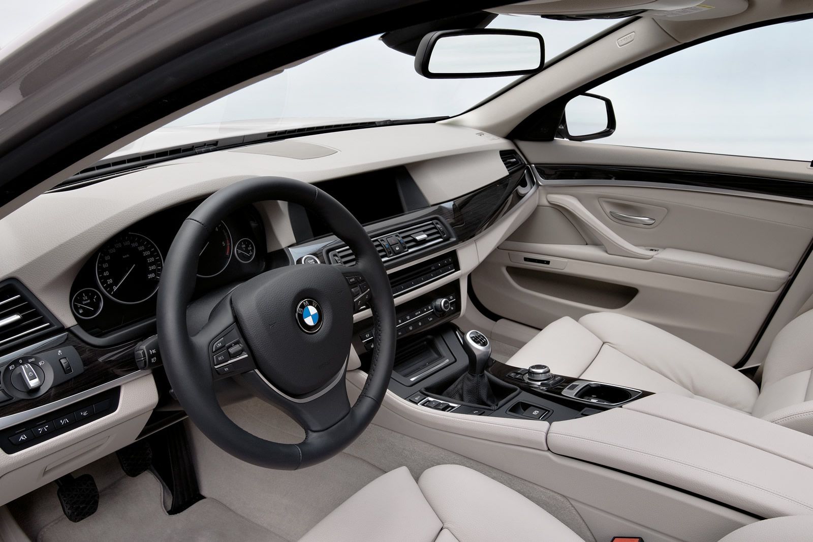 BMW 5 TOURING GALER