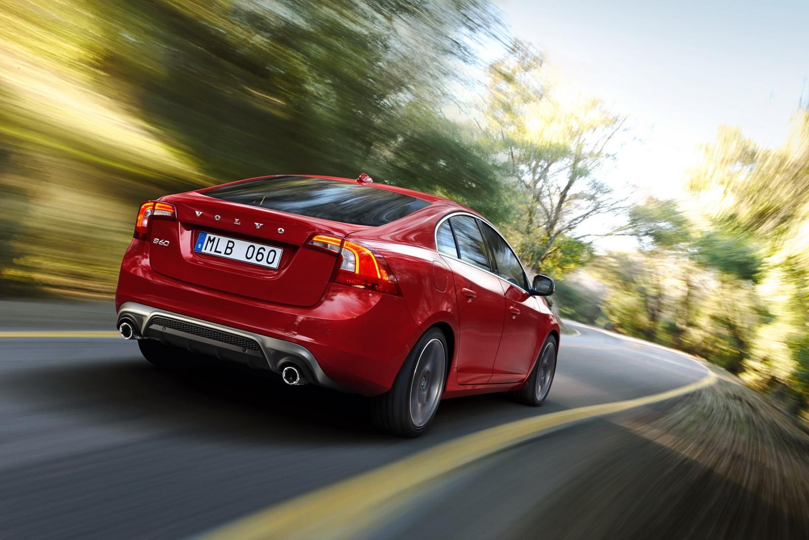 YEN MAKYAJLI VOLVO S60 V60 XC60 R DESGN GALER