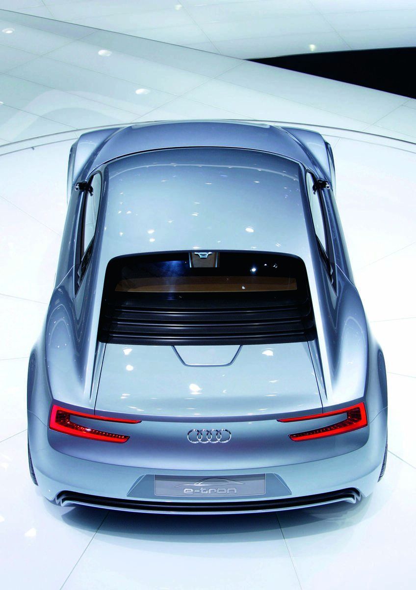 AUD R4 eTRON GALER