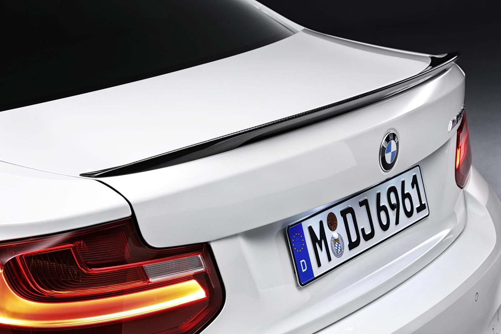 BMW YEN 2 SERS COUPE M PERFORMANS RESM GALERS