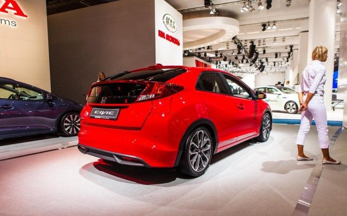 HAFF MAKYAJLI 2014 HONDA CVC HATCHBACK'TE FRANKFURT LANSMAN RESM GALERS