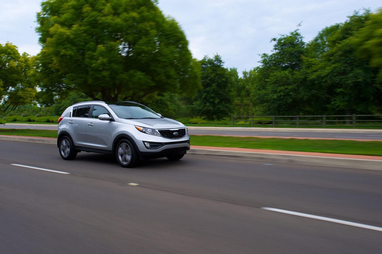 YEN 2014 MAKYAJLI KA SPORTAGE AMERKAN VERSYON RESM GALERS