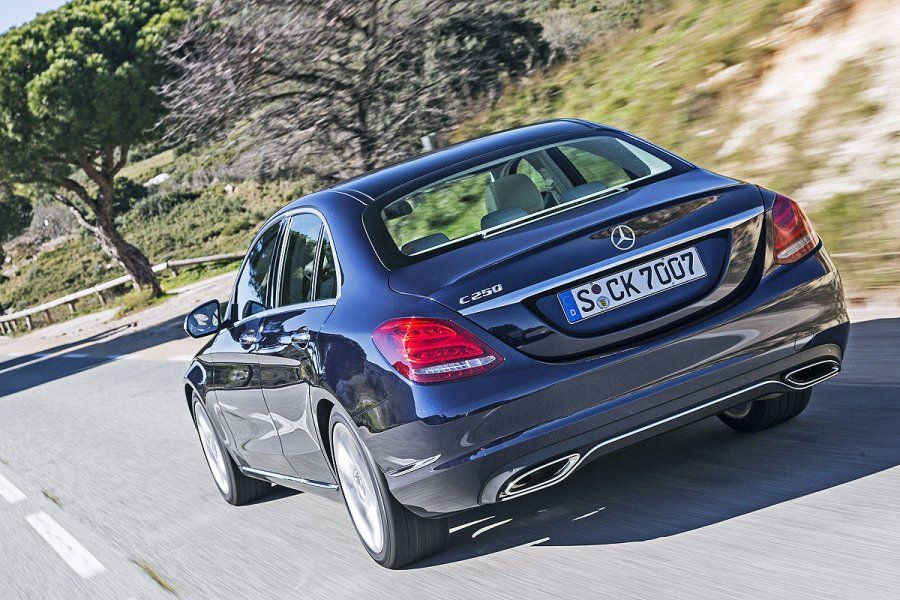 YEN MERCEDES C SERS AVRUPA YOLLARINDA RESM GALERS