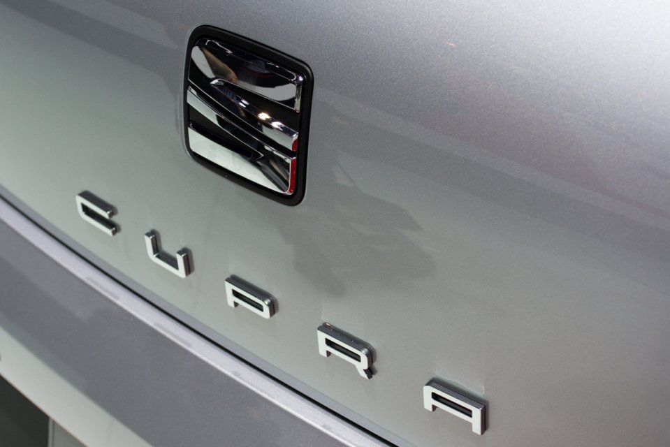 YEN SEAT LEON CUPRA CENEVRE RESM GALERS
