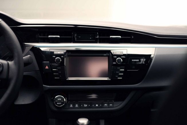 YEN TOYOTA COROLLA AMERKAN VERSYON LANSMAN GALERS