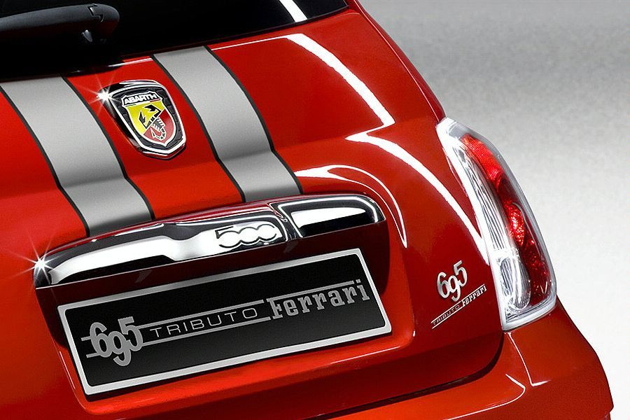 FAT ABARTH 695 TRBUTO GALER
