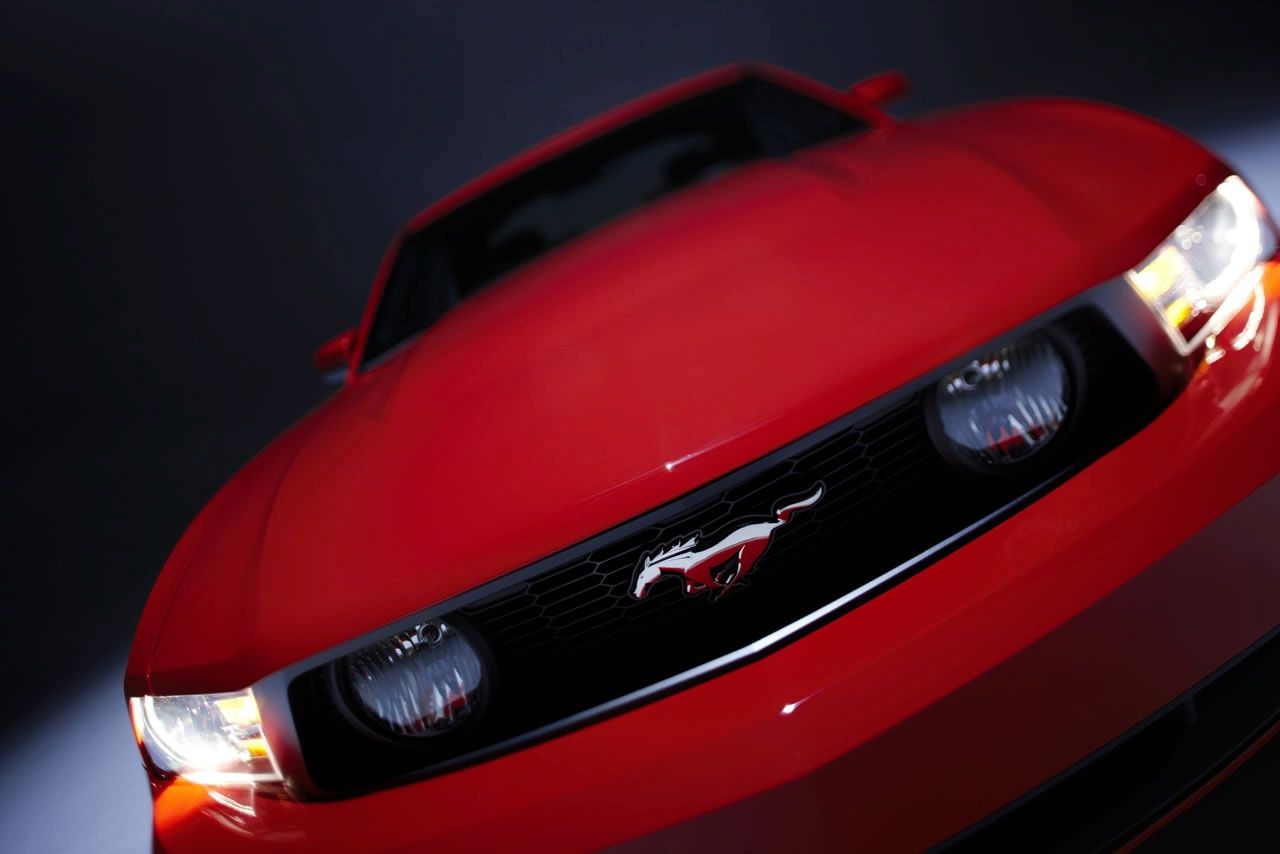 FORD MUSTANG (2010) GALER