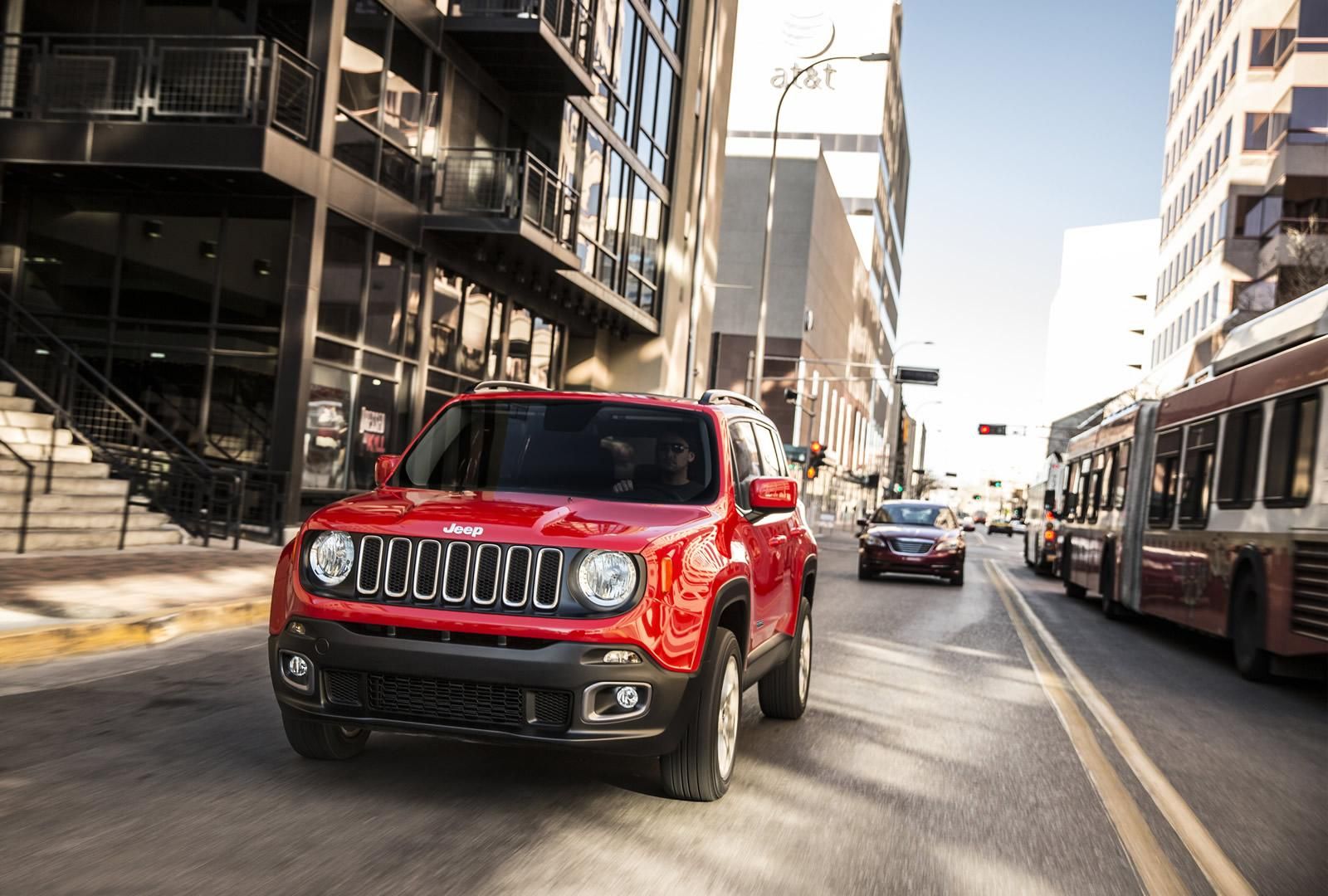 YEN JEEP RENEGADE DETAYLI RESM GALERS