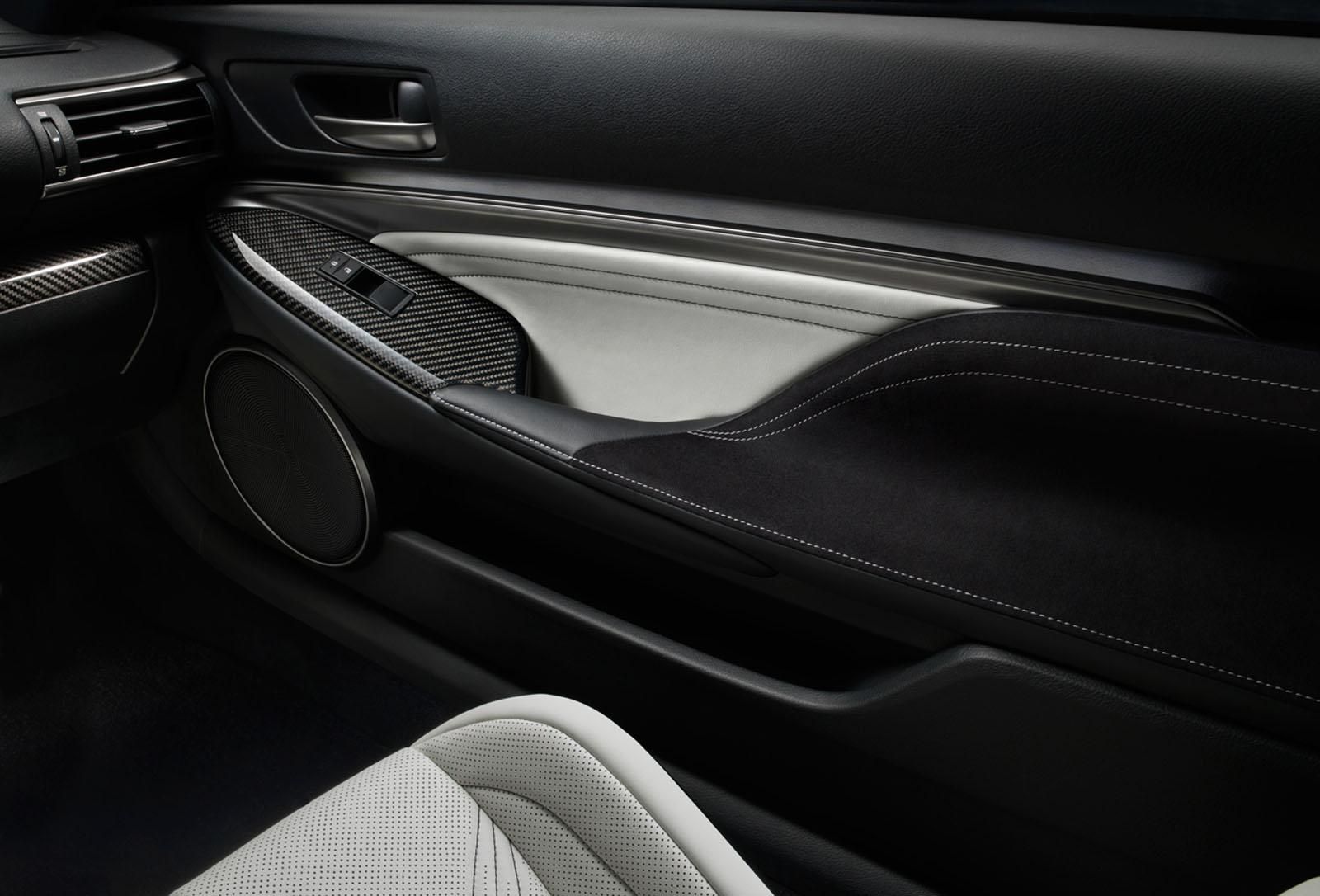 YEN LEXUS RC F DETROT LANSMAN RESM GALERS