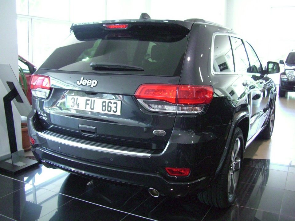 YEN JEEP GRAND CHEROKEE SATITA RESM GALERS