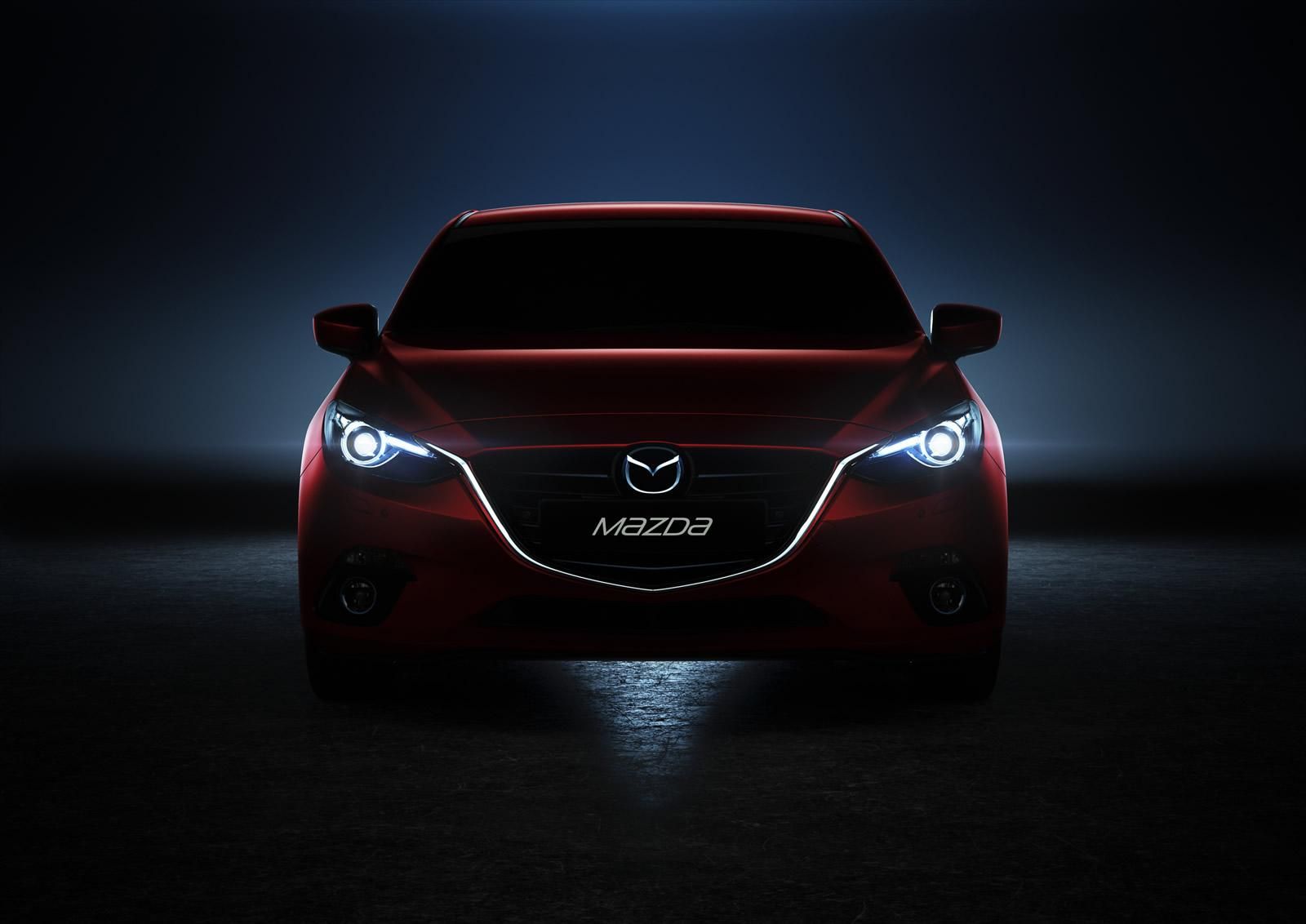 YEN MAZDA 3 SEDAN AYRINTILI RESM GALER