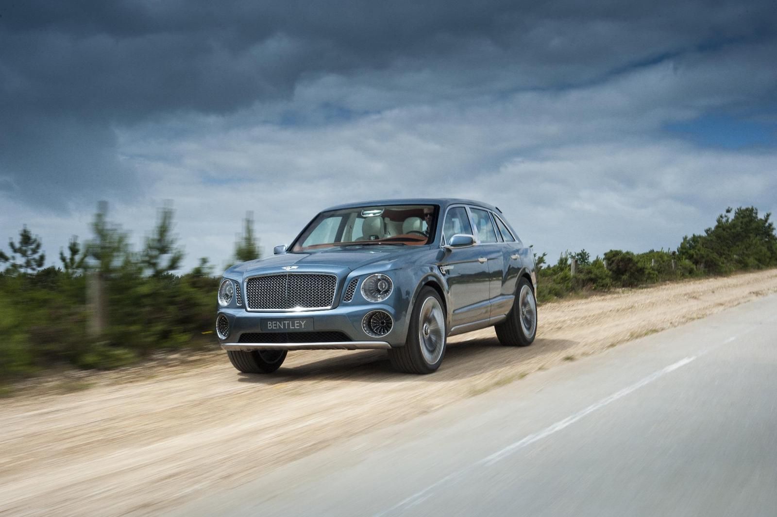 BENTLEY SUV EXP 9F GALER