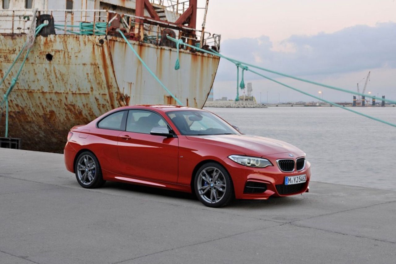 YEN BMW 2 SERS LK RESM FOTORAFLARI