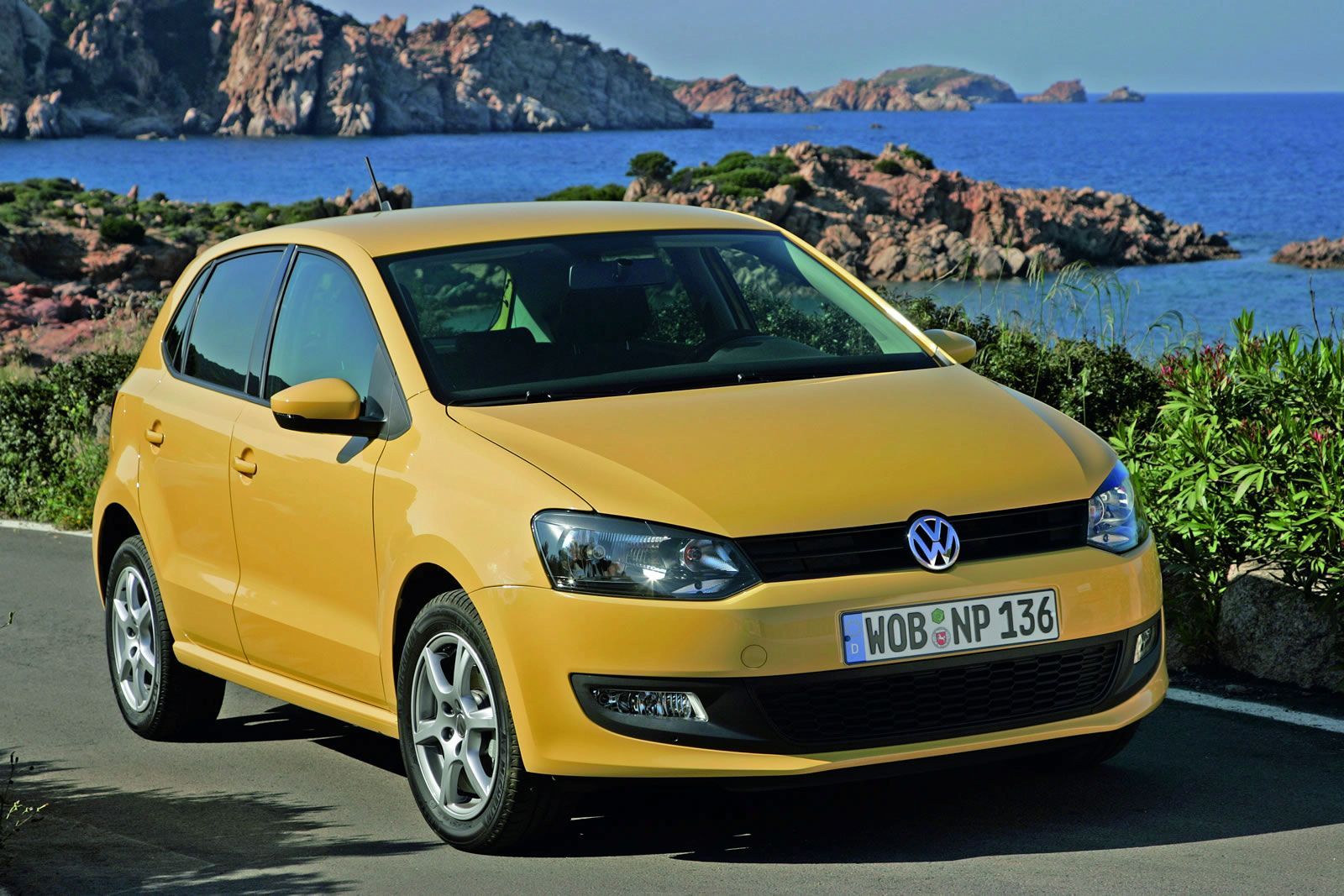 VOLKSWAGEN POLO GALER