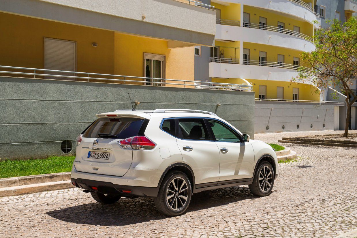 YEN NSSAN X-TRAL 1.6 DCI XTRONIC DETAYLI RESM GALERS