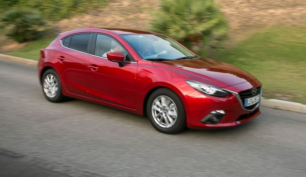 YEN MAZDA 3 BARCELONA BASIN TANITIM RESM GALERS