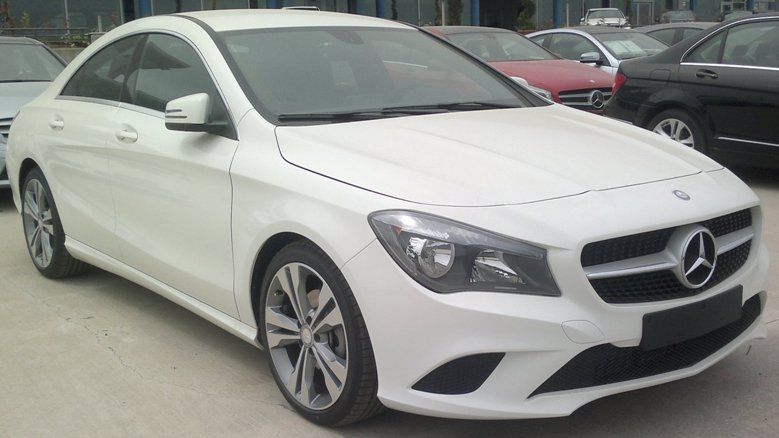 YEN MERCEDES CLA SATITA RESM GALERS