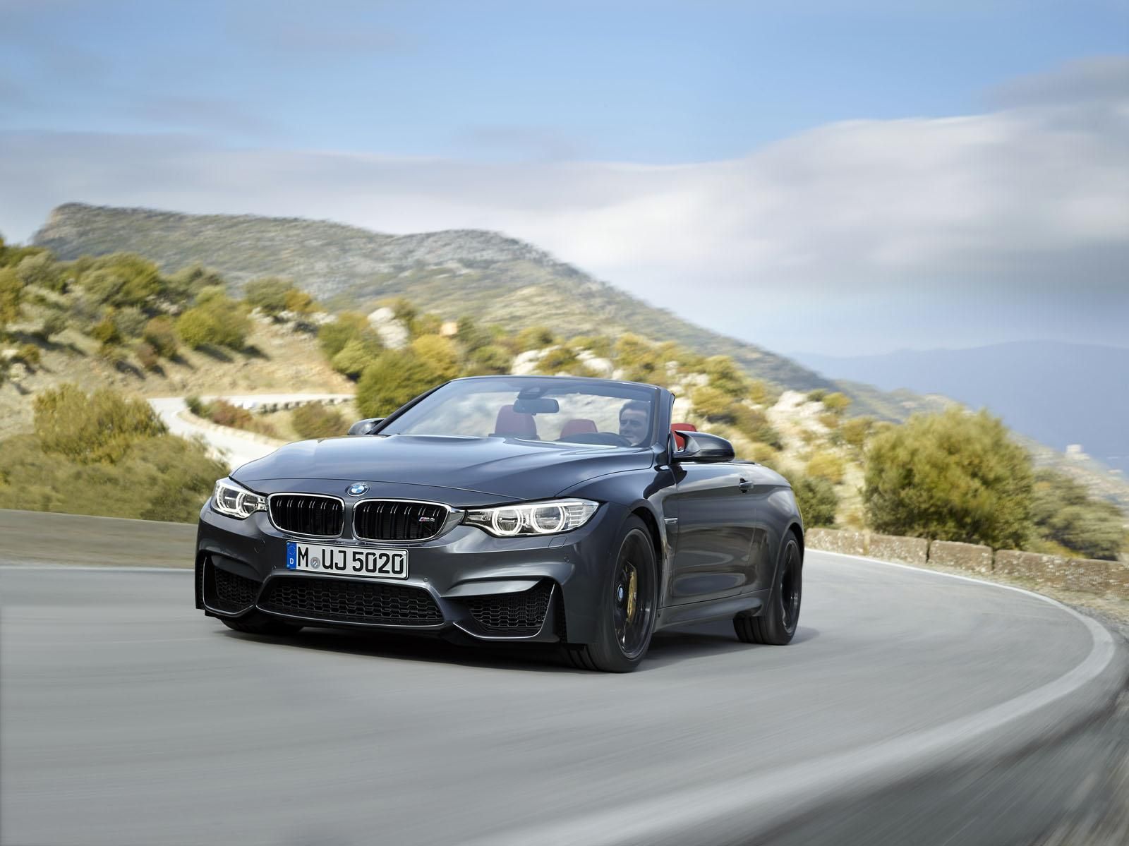 YEN 2014 BMW M4 CONVERTBLE RESM FOTORAF GALERS