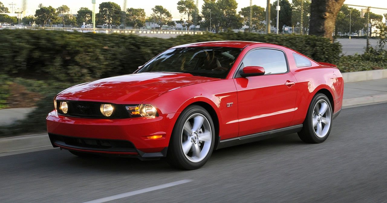 FORD MUSTANG (2010) GALER