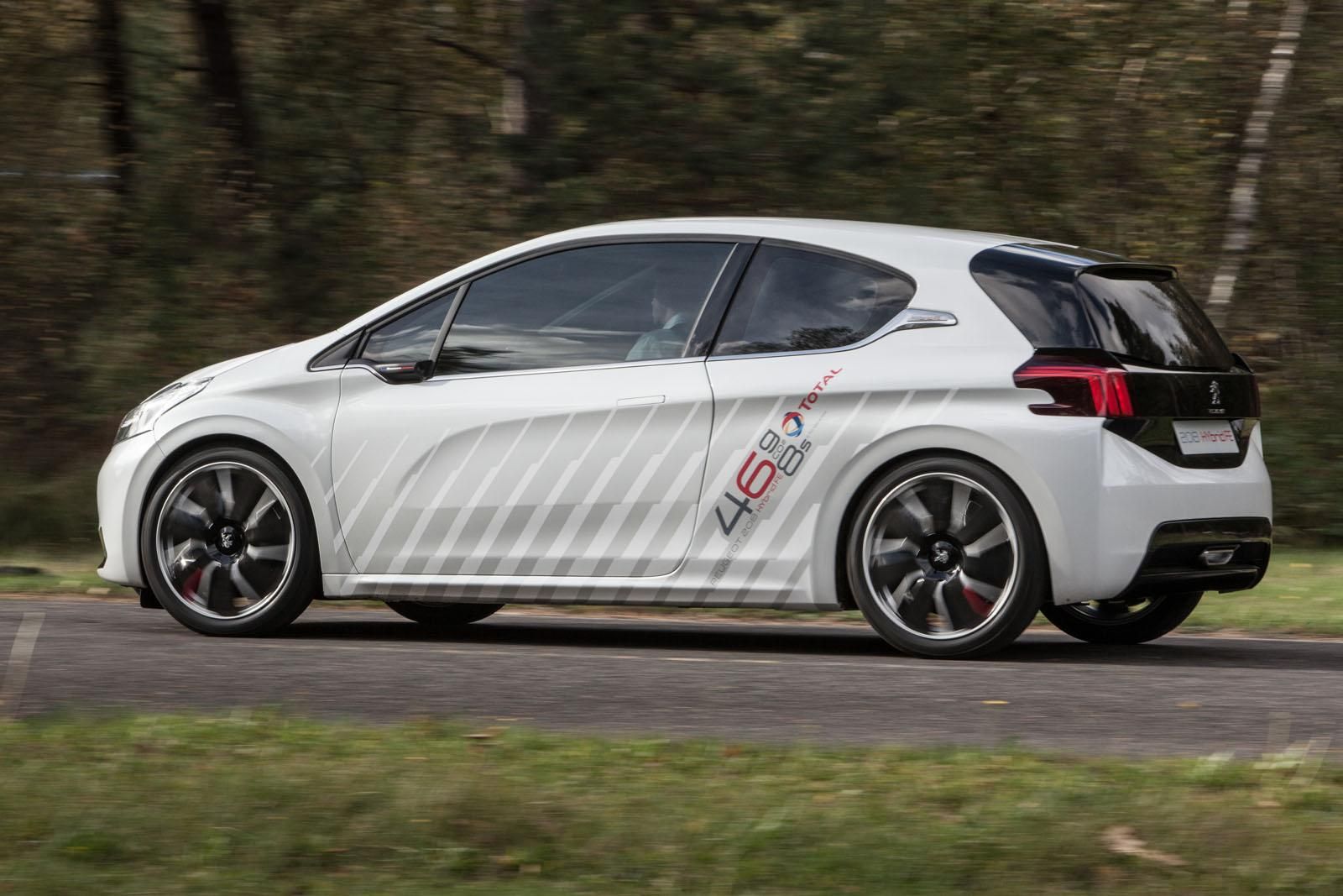 PEUGEOT 208 FE HYBRID AYRINTILI RESM GALERS