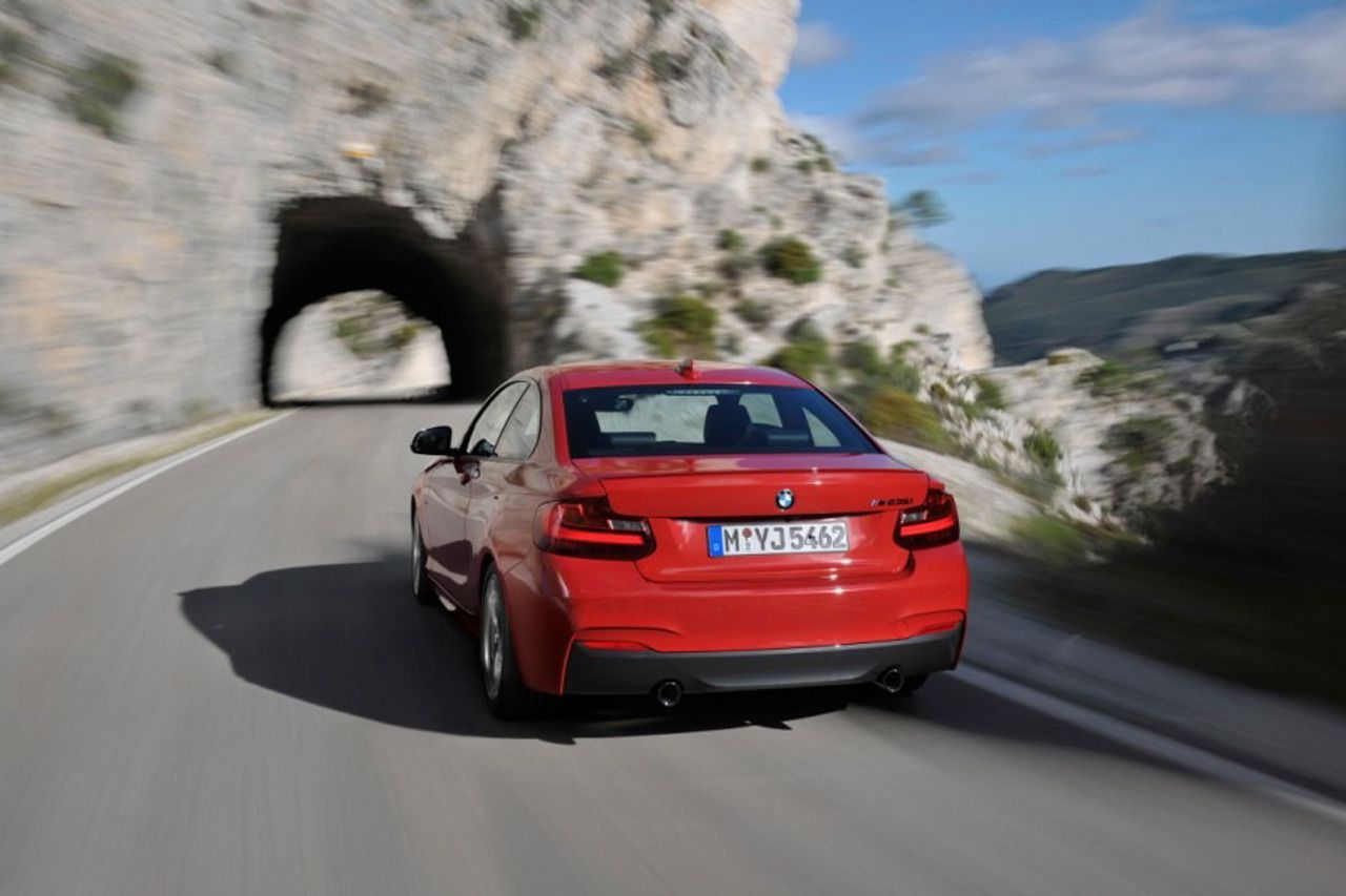 YEN BMW 2 SERS LK RESM FOTORAFLARI