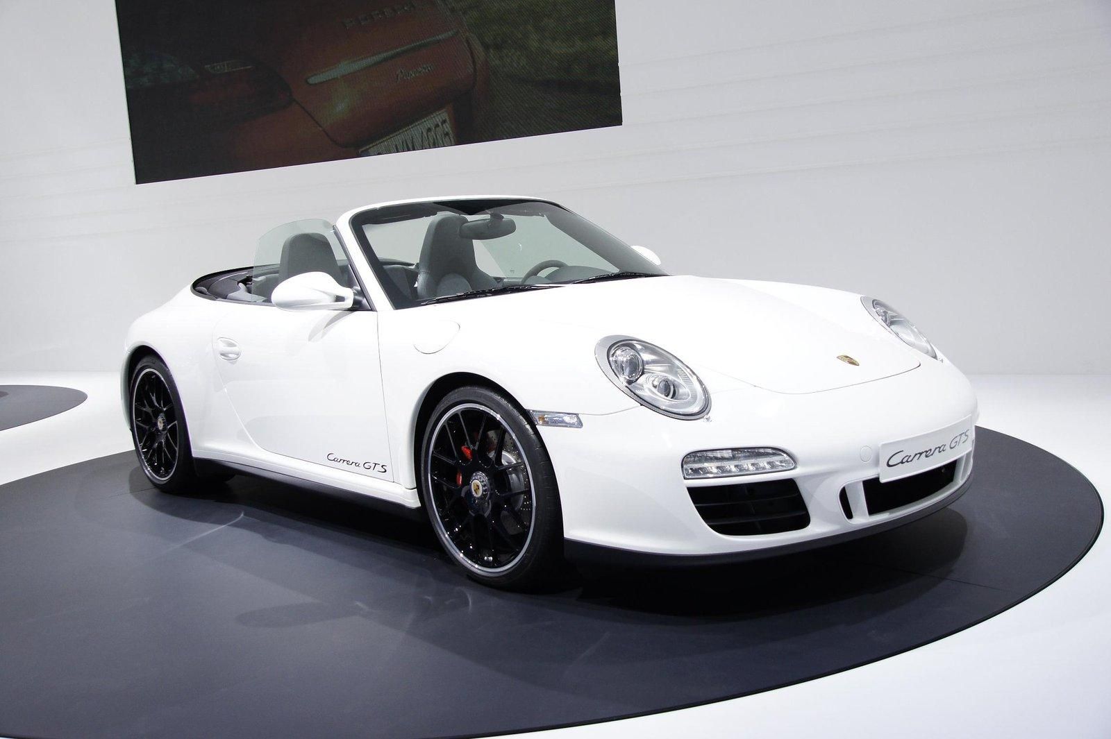 PORSCHE CARRERA GTS (2011) GALER