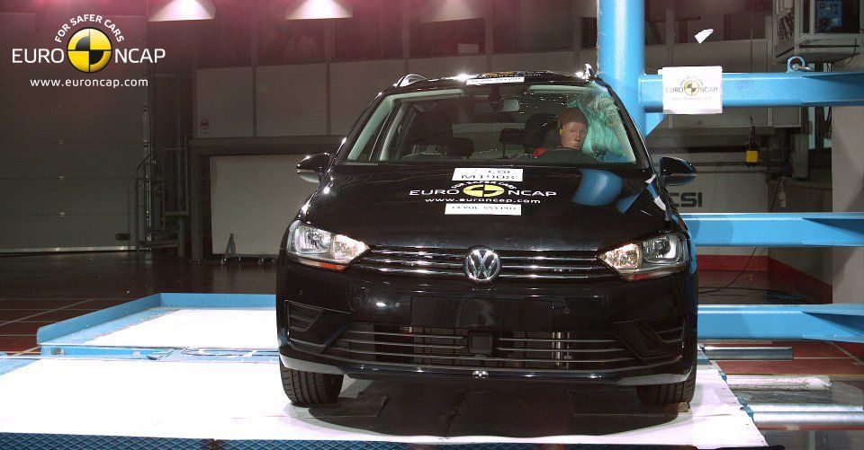 2014 VOLKSWAGEN GOLF SPORTSVAN EURONCAP ARPIMA GVENLK TEST RESM GALERS