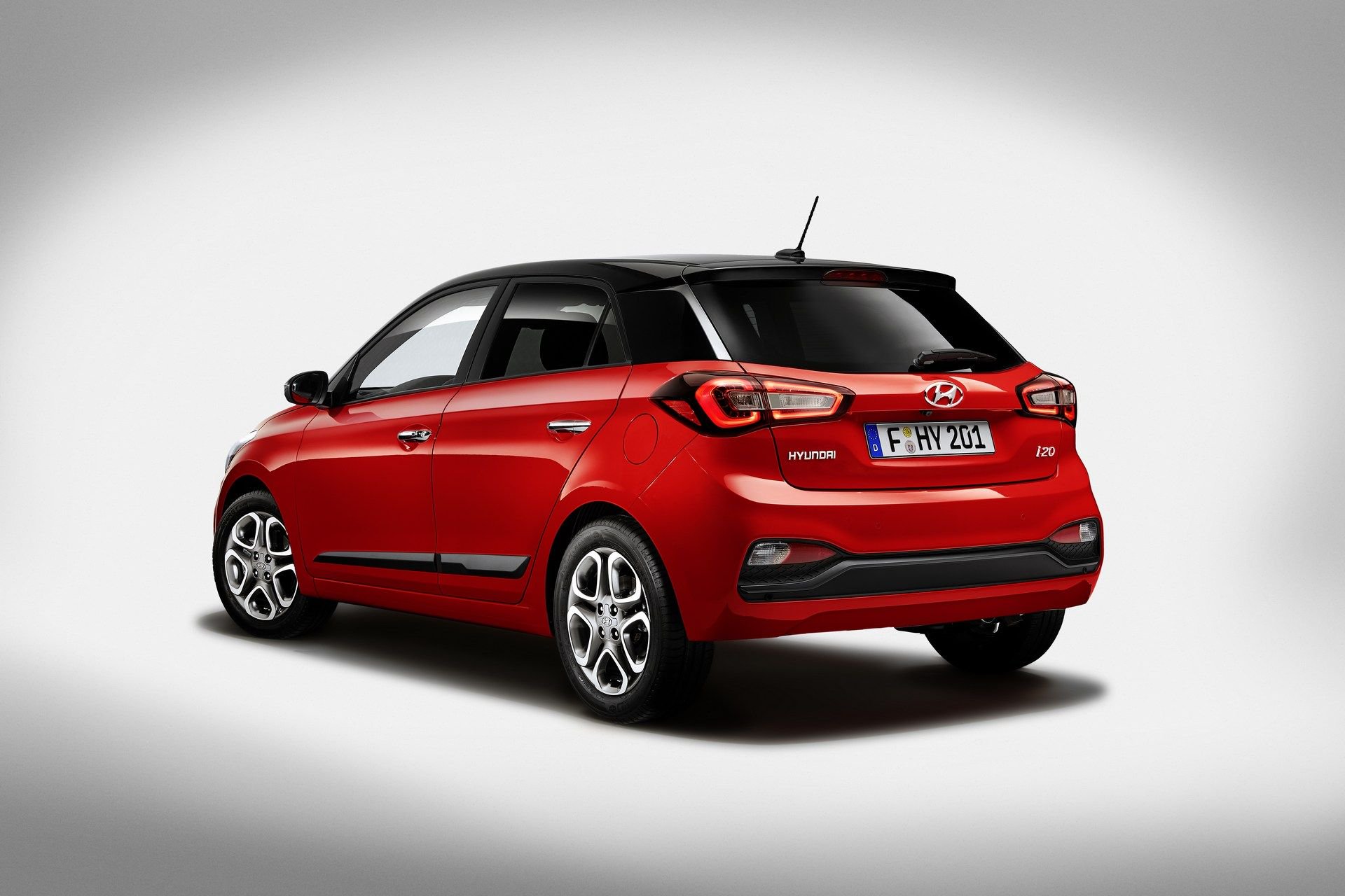 Makyajl Hyundai i20 resim galerisi (30.04.2018)