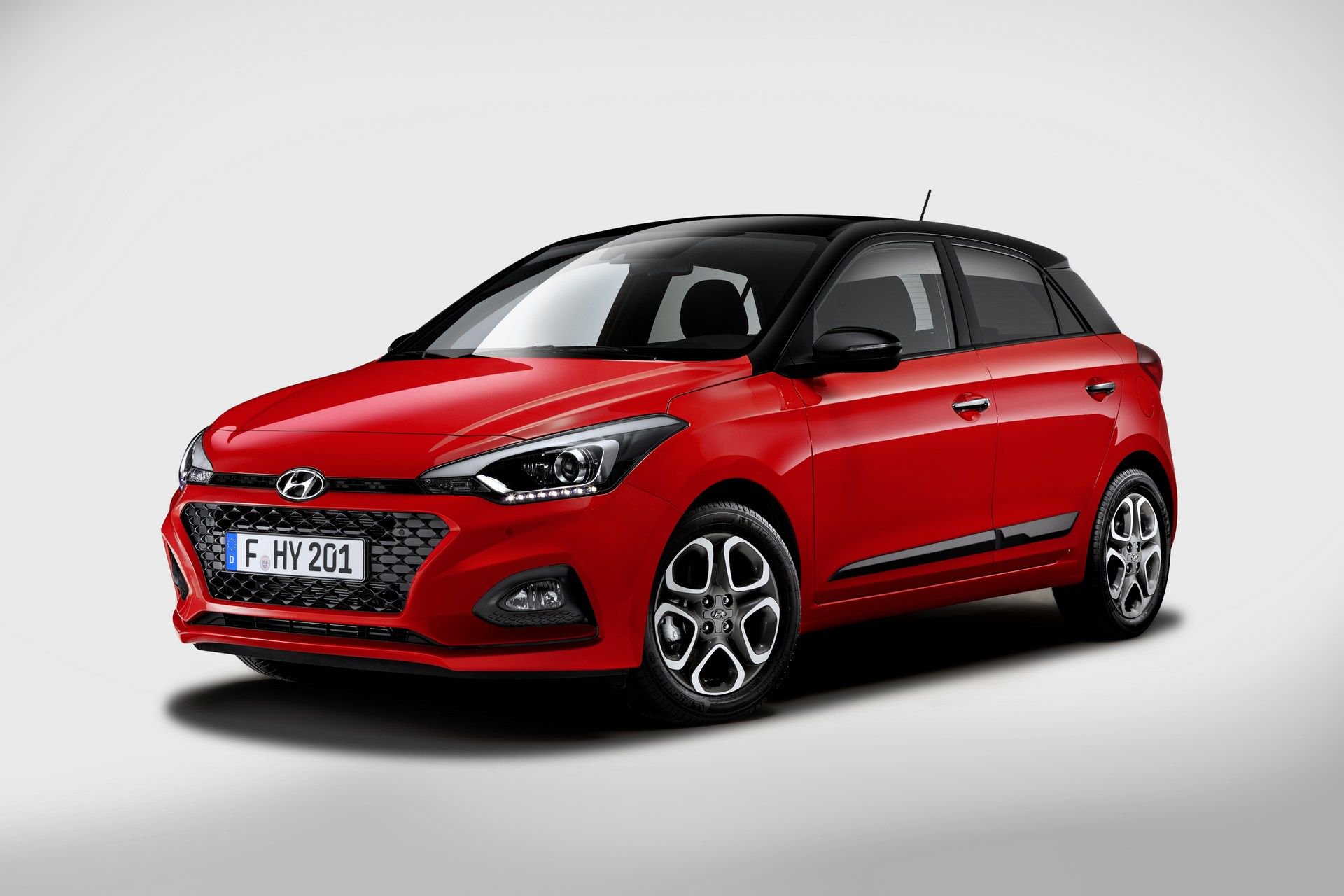 Makyajl Hyundai i20 resim galerisi (30.04.2018)