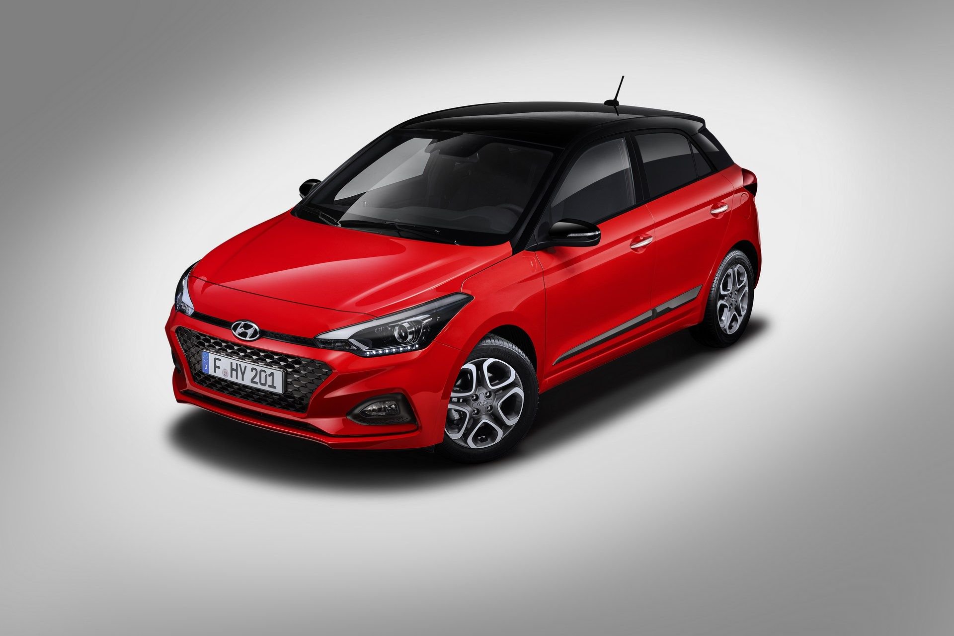Makyajl Hyundai i20 resim galerisi (30.04.2018)