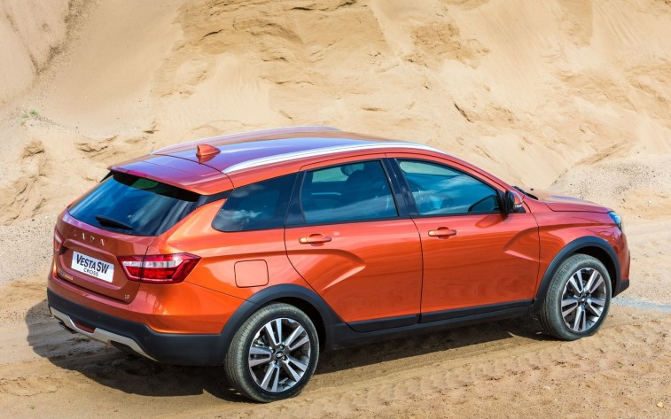 Lada Vesta SW ve Vesta SW Cross resim galerisi (30.04.2018)