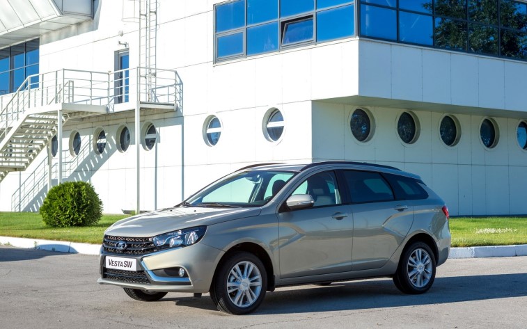 Lada Vesta SW ve Vesta SW Cross resim galerisi (30.04.2018)