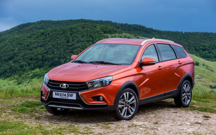 Lada Vesta SW ve Vesta SW Cross resim galerisi (30.04.2018)