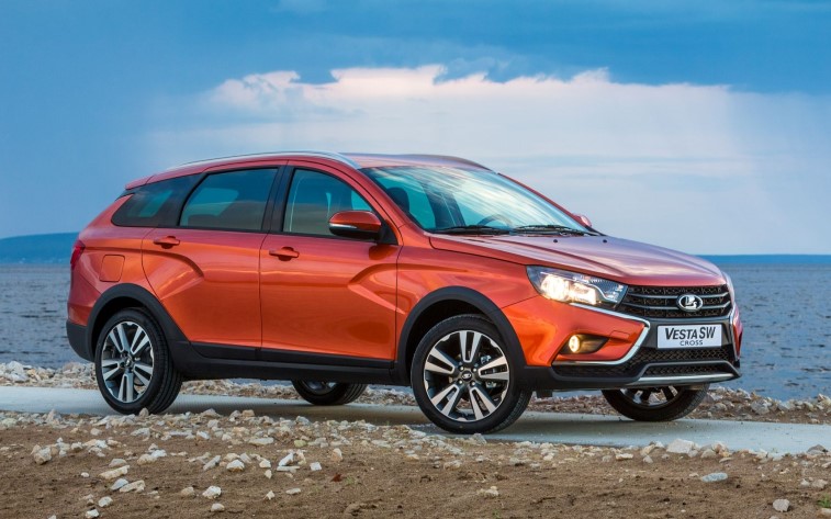 Lada Vesta SW ve Vesta SW Cross resim galerisi (30.04.2018)