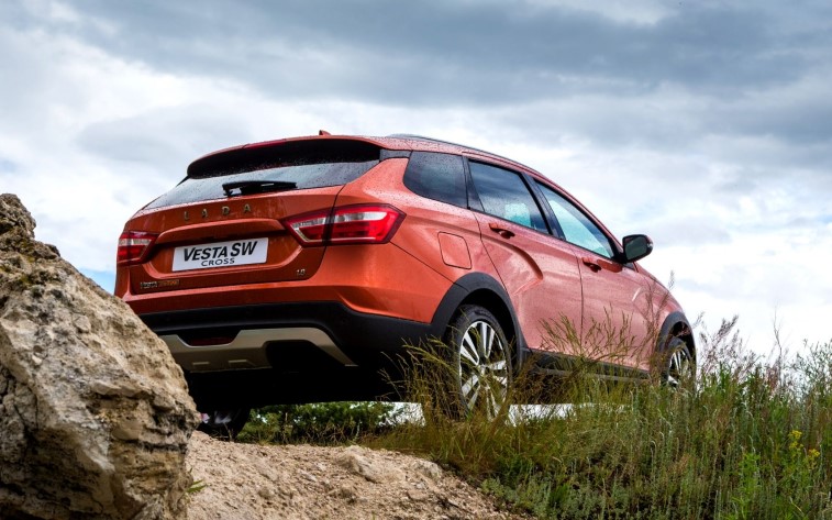 Lada Vesta SW ve Vesta SW Cross resim galerisi (30.04.2018)