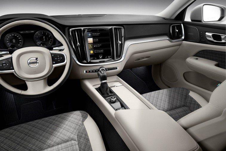 2019 Volvo V60 resim galerisi (03.05.2018)