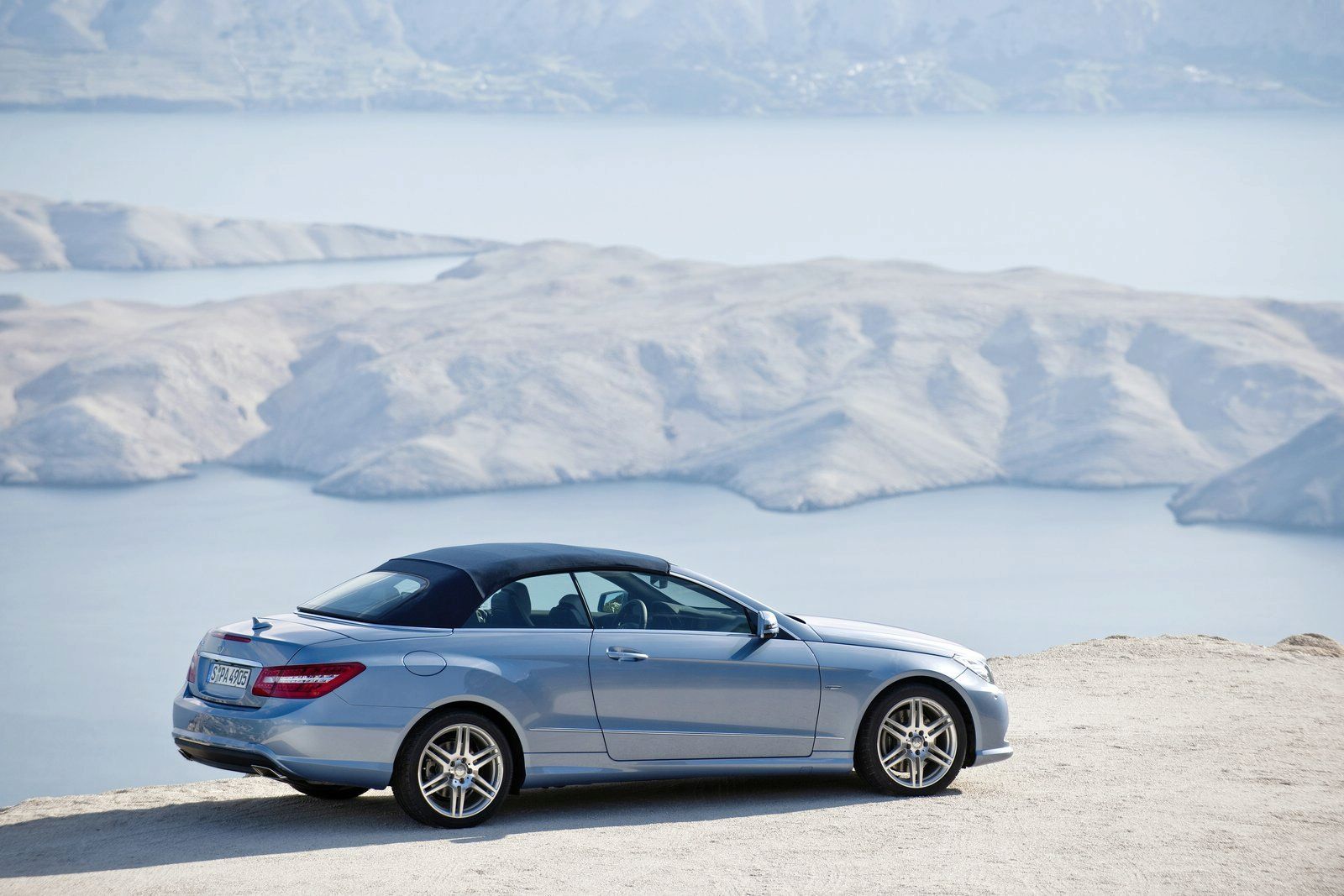 MERCEDES E CONVERTIBLE (2010) GALER