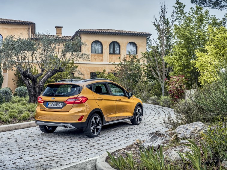Yeni Ford Fiesta Active resim galerisi (08.05.2018)