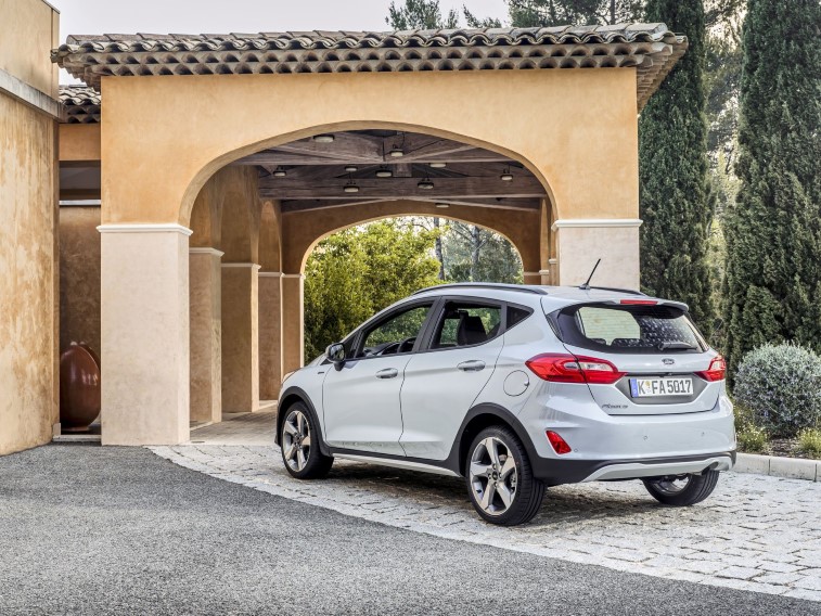 Yeni Ford Fiesta Active resim galerisi (08.05.2018)