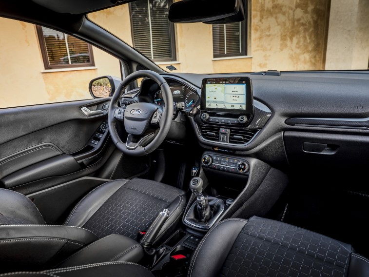 Yeni Ford Fiesta Active resim galerisi (08.05.2018)