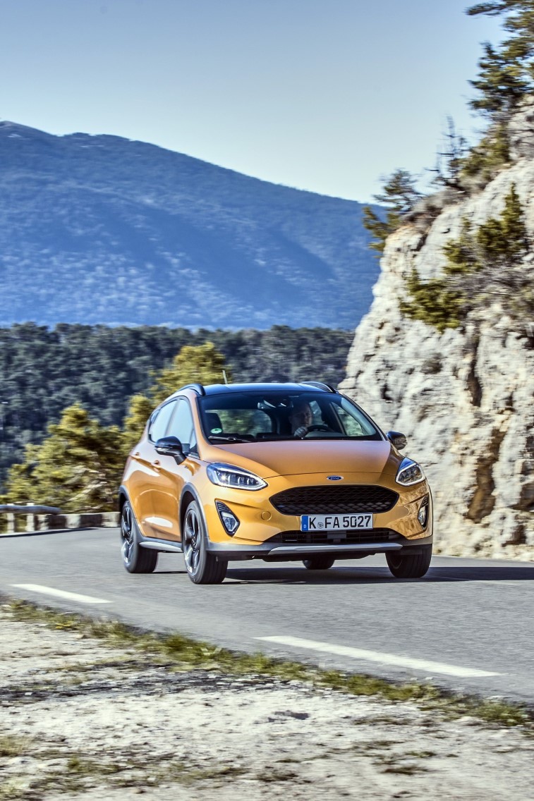 Yeni Ford Fiesta Active resim galerisi (08.05.2018)