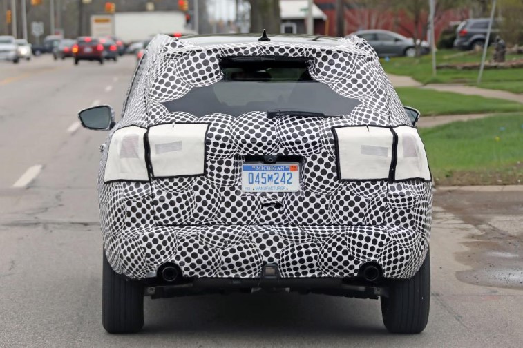 Yeni 2020 Ford Kuga SUV resim galerisi (09.05.2018)